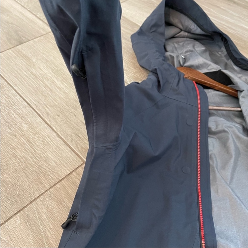 Women's Navy Terracea Ski Shell Jacket - Picture 4 of 8